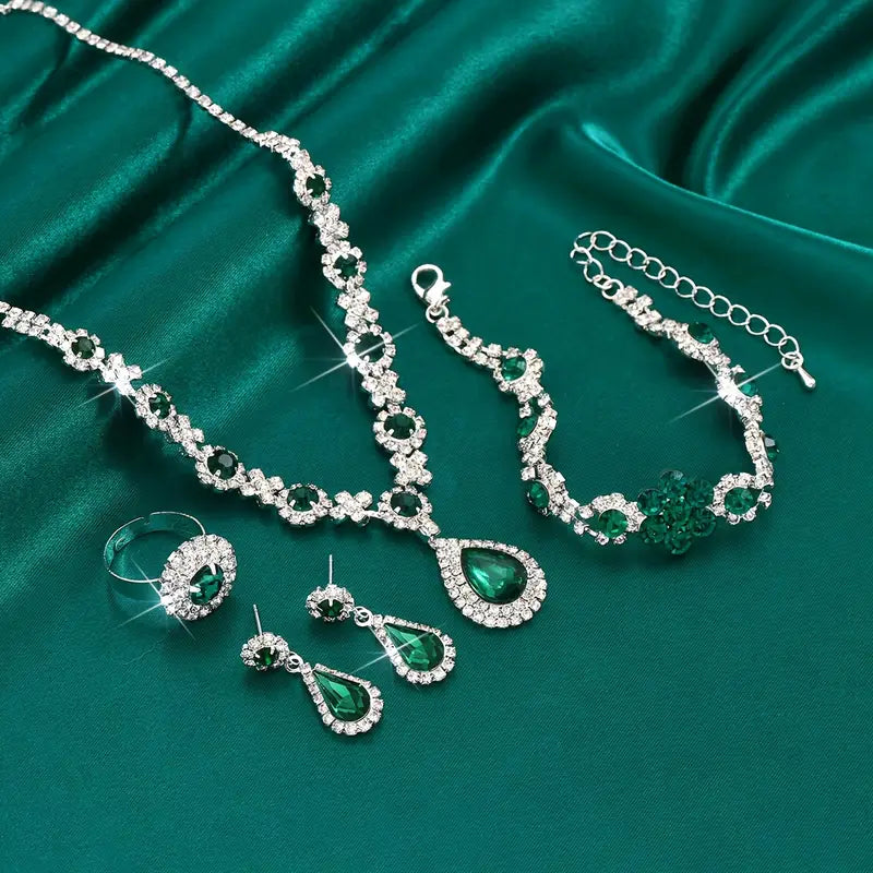 Juego de joyas Adriana Lysandre | Oro blanco