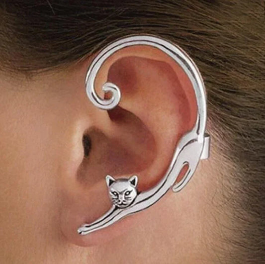 Pendientes de Plata con Dije de Bigote | Oro Blanco