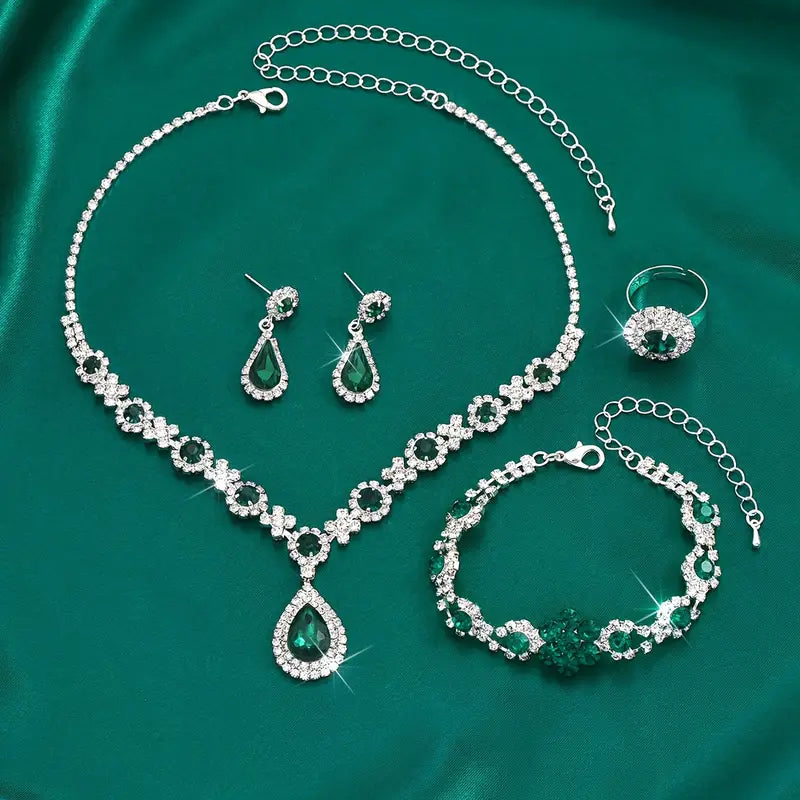 Juego de joyas Adriana Lysandre | Oro blanco