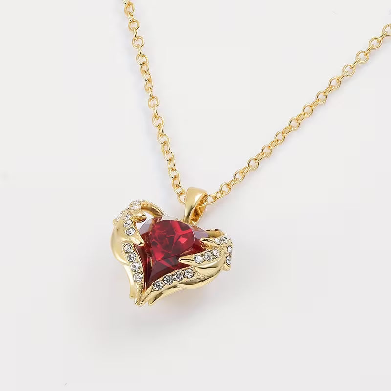 Collar de oro Corazón de rubí Abrazo de ángel