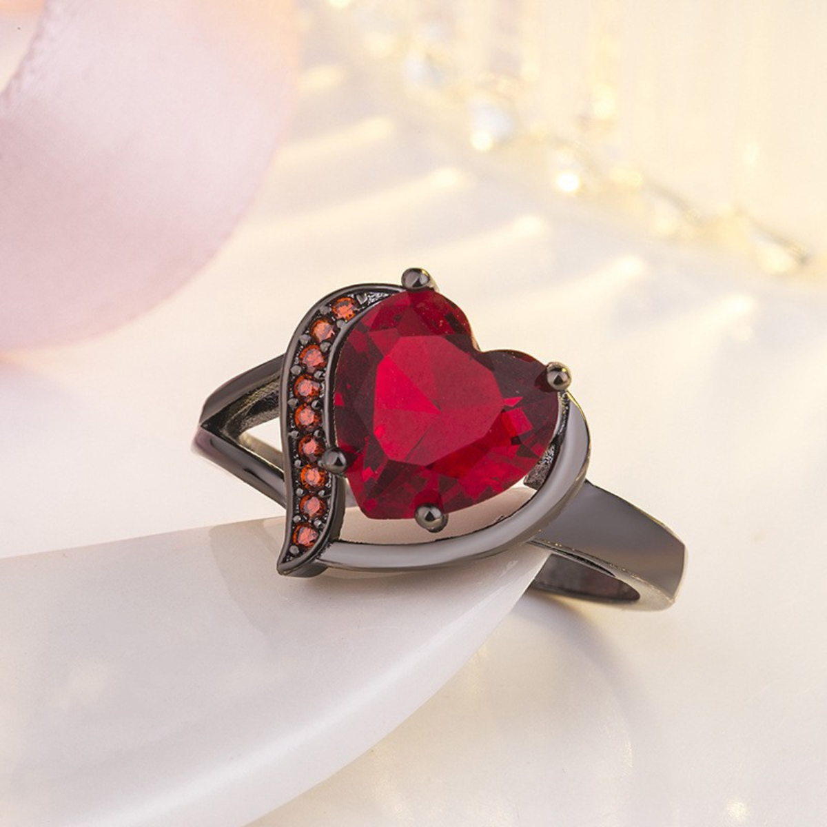 Anillo Calindra Rosethorn | Oro Blanco