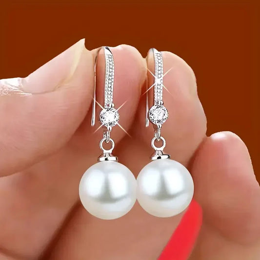 Pendientes colgantes de perlas de circonita brillante | Oro blanco